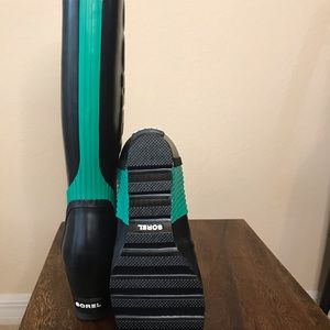 Sorel Wedge Rain boots (Never Worn) Unique Style